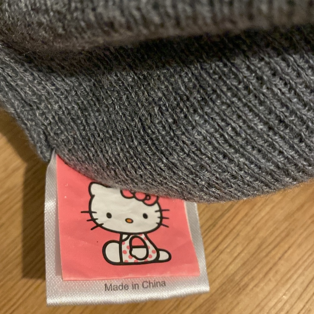 Grey Hello Kitty Beanie style hat like new - Picture 3 of 6
